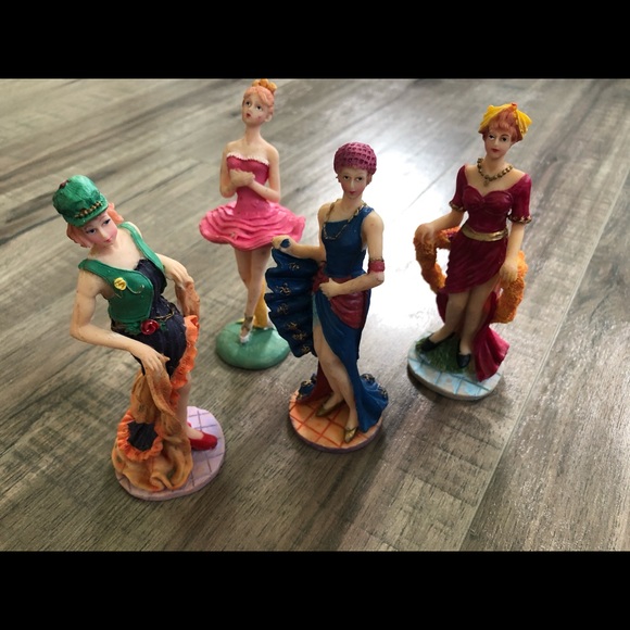 Fun Vintage Decor!✨💙 - Picture 8 of 8